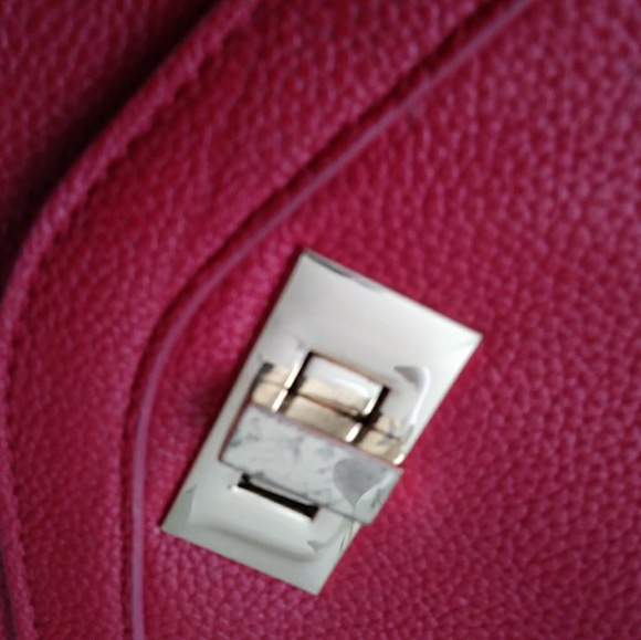 Red Purse (forever21) - Picture 4 of 8